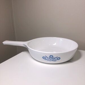 Corning Ware Blue Cornflower Menuette Pan Skillet, model number P-83-B 💙